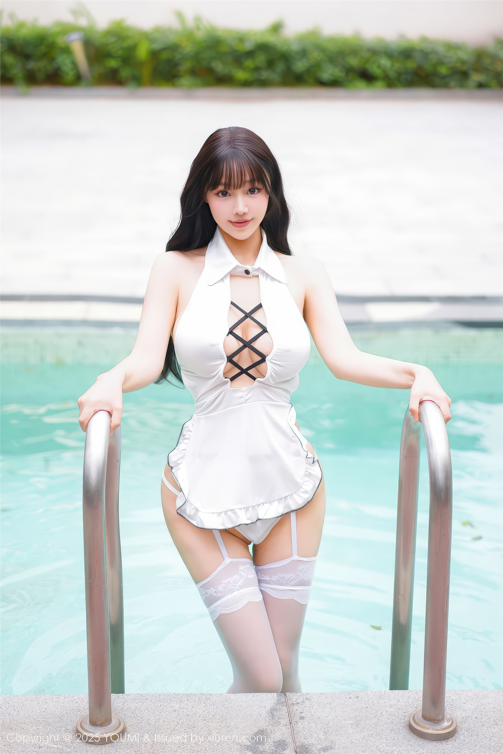 YouMi尤蜜荟 2025.12.18 VOL.1190 心上可Flora